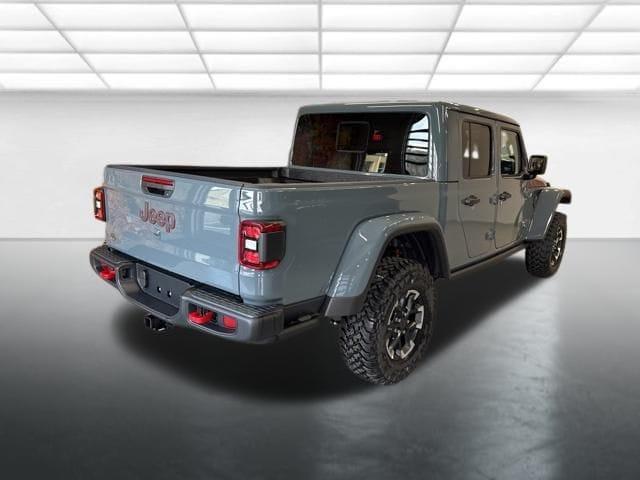 new 2026 Jeep Gladiator car, priced at $61,780