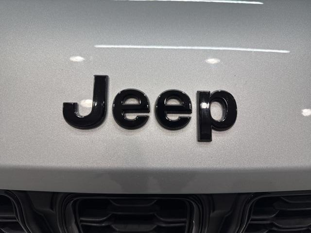 used 2023 Jeep Grand Cherokee L car, priced at $29,295