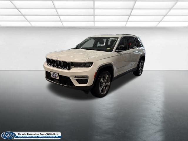 new 2025 Jeep Grand Cherokee car, priced at $47,715