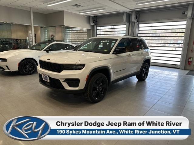 new 2025 Jeep Grand Cherokee car, priced at $42,080