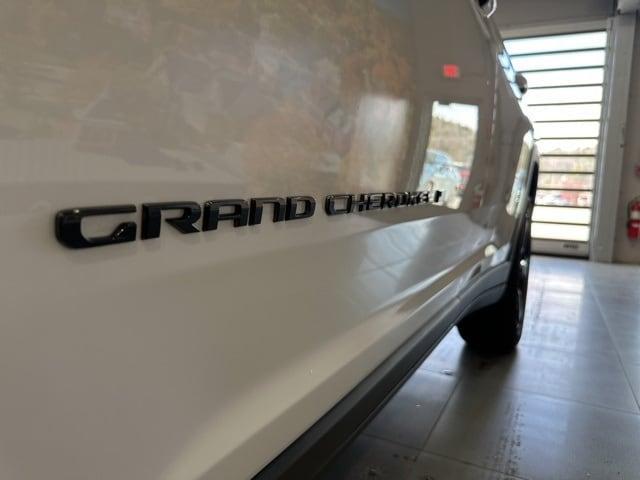 new 2025 Jeep Grand Cherokee car, priced at $41,750