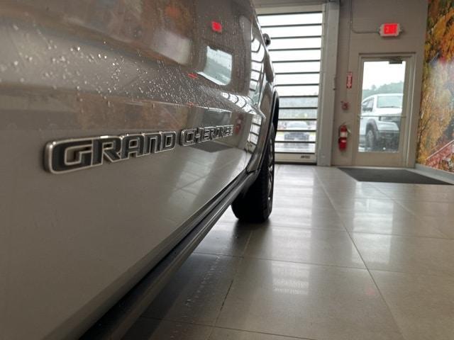 used 2019 Jeep Grand Cherokee car, priced at $18,995