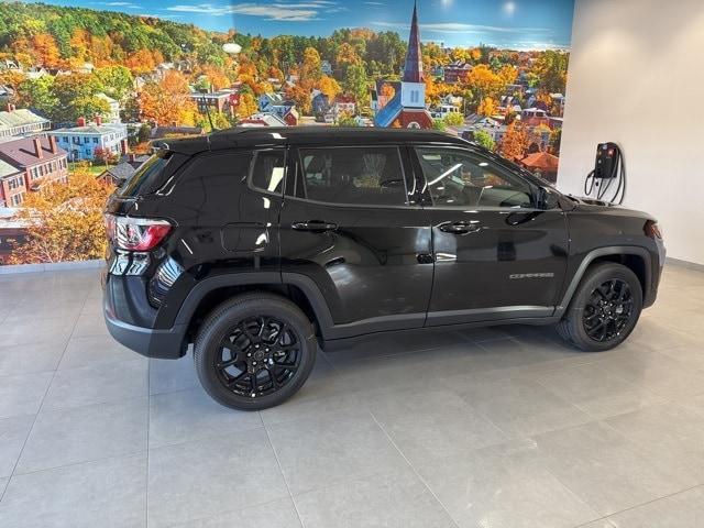 new 2026 Jeep Compass car, priced at $29,185