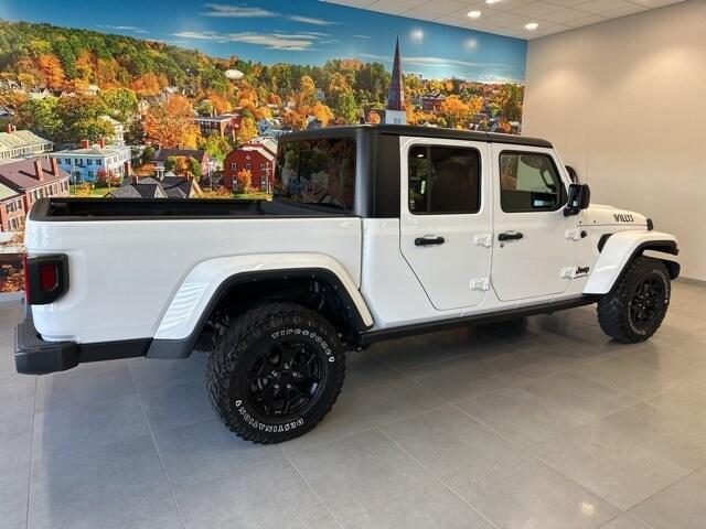 used 2022 Jeep Gladiator car, priced at $33,699
