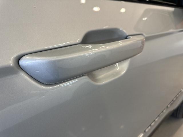 new 2024 Jeep Grand Cherokee L car, priced at $43,420