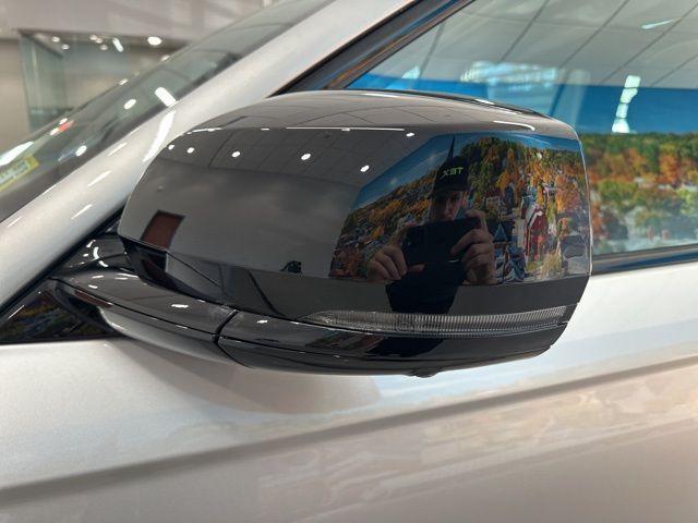 new 2025 Jeep Grand Cherokee car, priced at $48,410