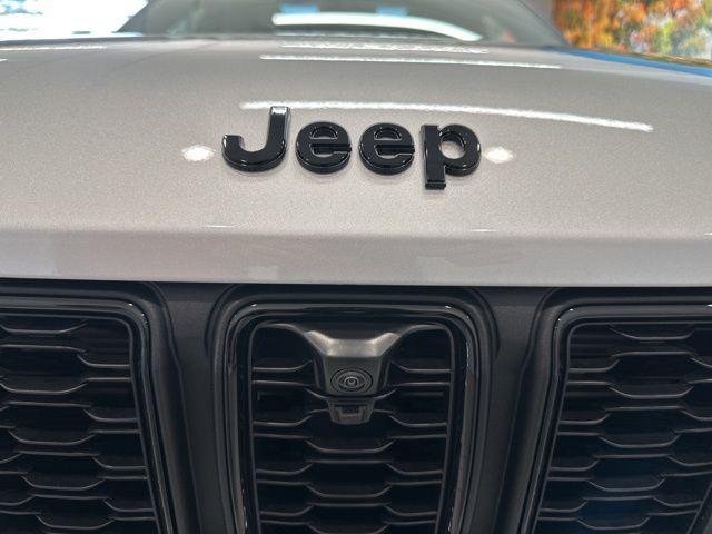 new 2025 Jeep Grand Cherokee car, priced at $48,410