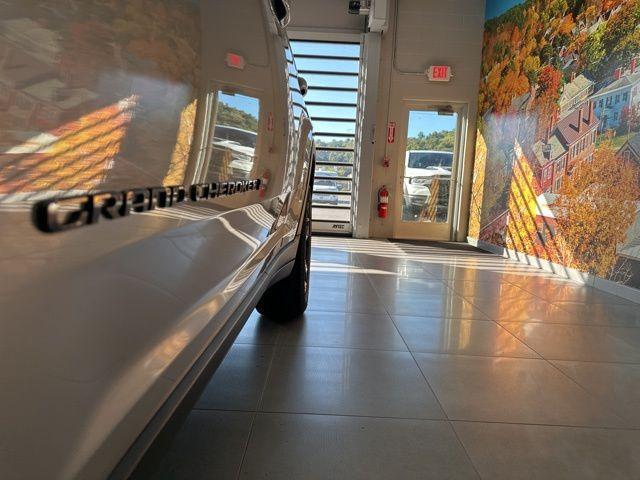 new 2025 Jeep Grand Cherokee car, priced at $48,410