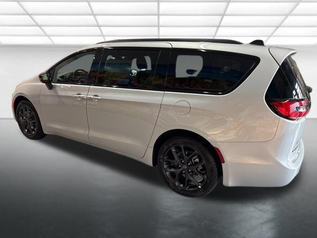 new 2026 Chrysler Pacifica car, priced at $45,475