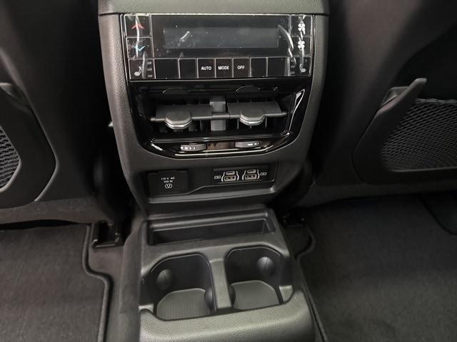 new 2025 Jeep Grand Cherokee L car, priced at $47,917
