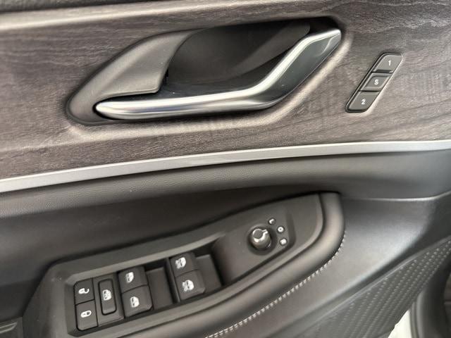 new 2025 Jeep Grand Cherokee L car, priced at $47,917