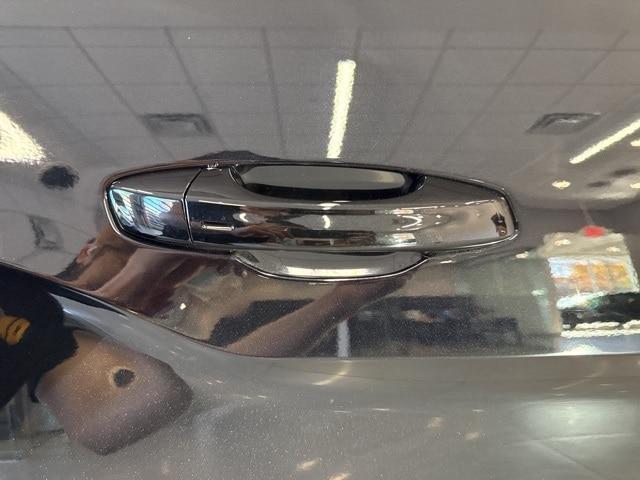 used 2024 Volkswagen Atlas car, priced at $32,999