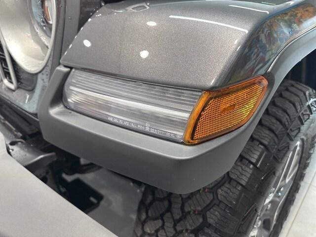 new 2025 Jeep Wrangler car, priced at $51,917