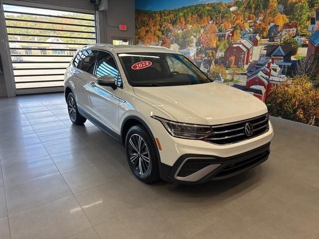 used 2024 Volkswagen Tiguan car, priced at $26,595