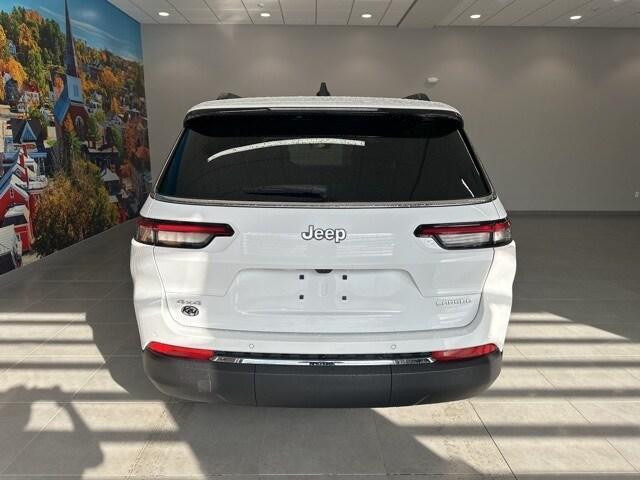 new 2025 Jeep Grand Cherokee L car, priced at $40,334