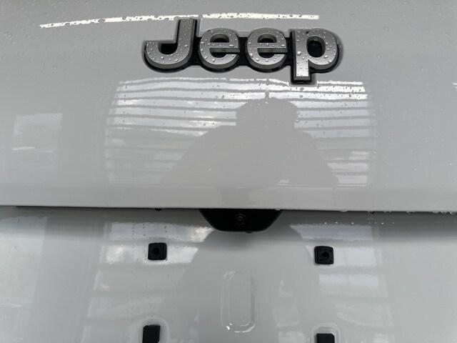 new 2025 Jeep Grand Cherokee L car, priced at $40,334