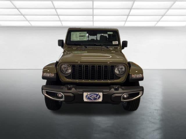 new 2025 Jeep Gladiator car, priced at $47,045