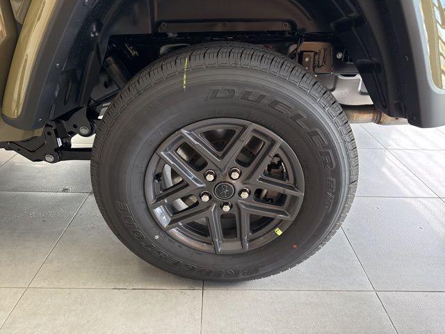 new 2025 Jeep Gladiator car, priced at $47,045