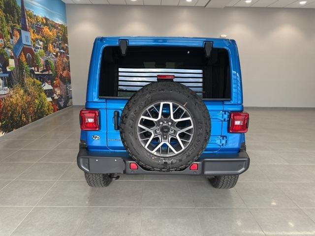 new 2025 Jeep Wrangler car, priced at $53,917