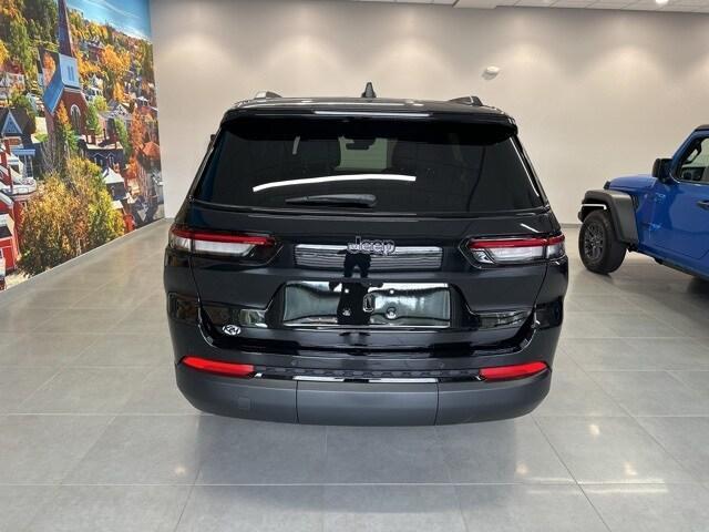 new 2025 Jeep Grand Cherokee L car, priced at $43,875