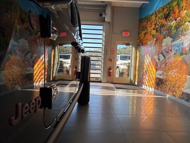 new 2025 Jeep Gladiator car, priced at $54,180