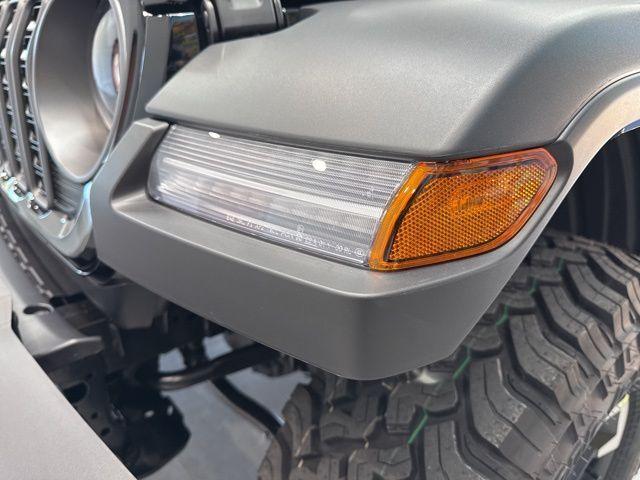 new 2025 Jeep Gladiator car, priced at $54,180