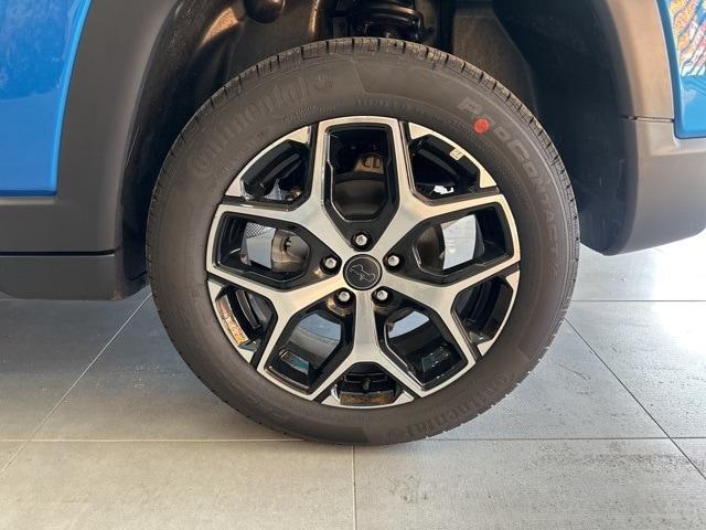 new 2025 Jeep Compass car, priced at $34,210