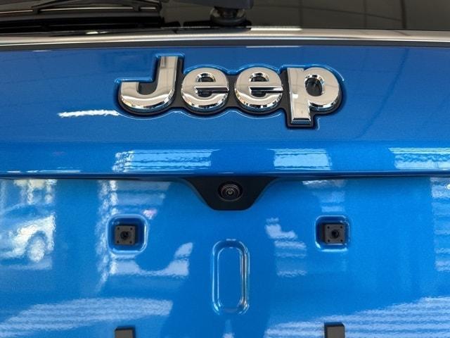 new 2025 Jeep Compass car, priced at $34,210