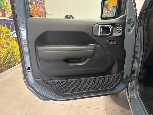 new 2026 Jeep Wrangler car, priced at $53,185