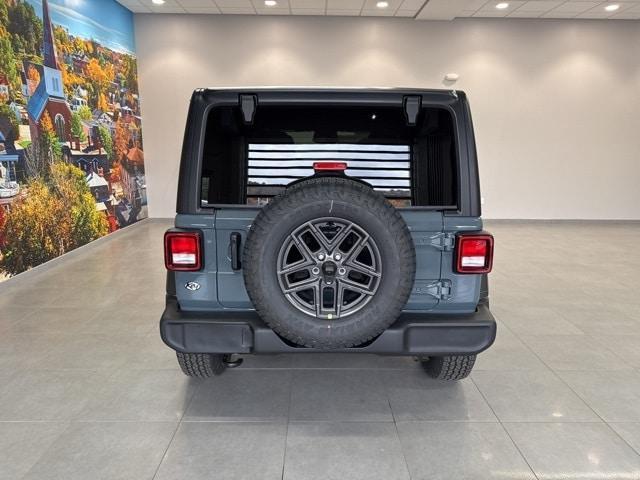 new 2026 Jeep Wrangler car, priced at $53,185