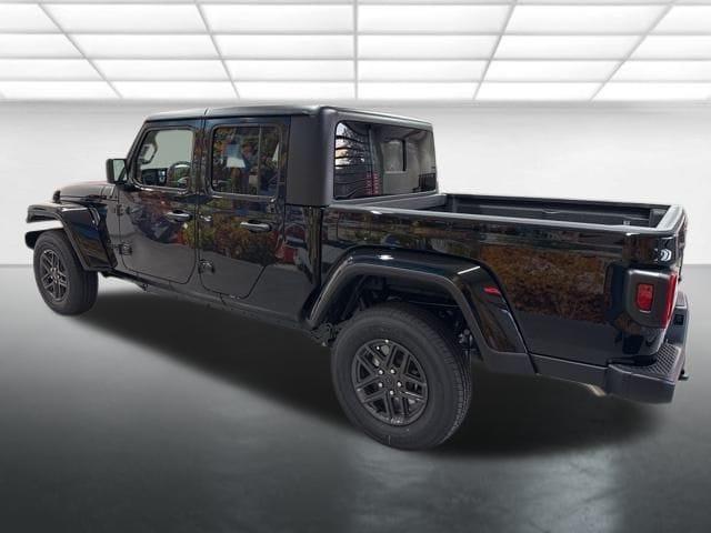 new 2025 Jeep Gladiator car, priced at $47,045
