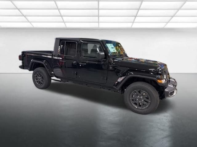 new 2025 Jeep Gladiator car, priced at $47,045
