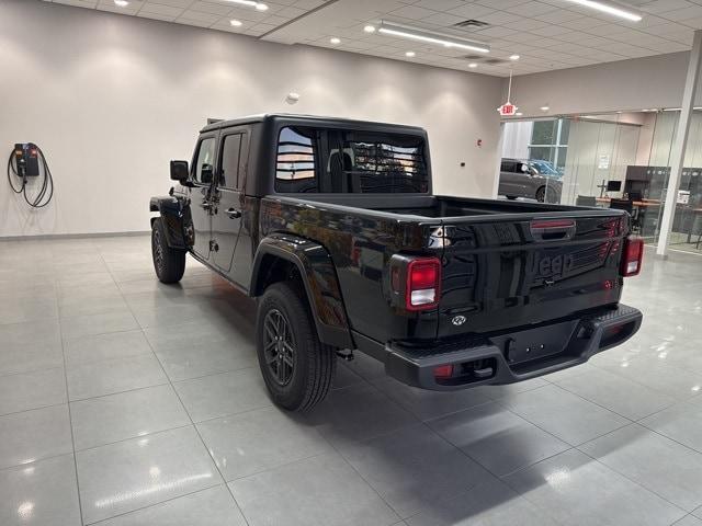 new 2025 Jeep Gladiator car, priced at $47,045