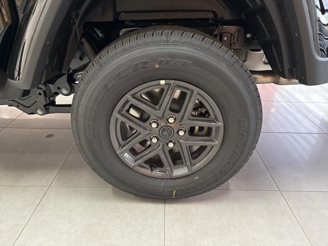 new 2025 Jeep Gladiator car, priced at $47,045