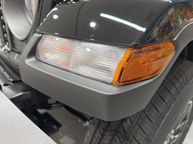 new 2025 Jeep Gladiator car, priced at $47,045