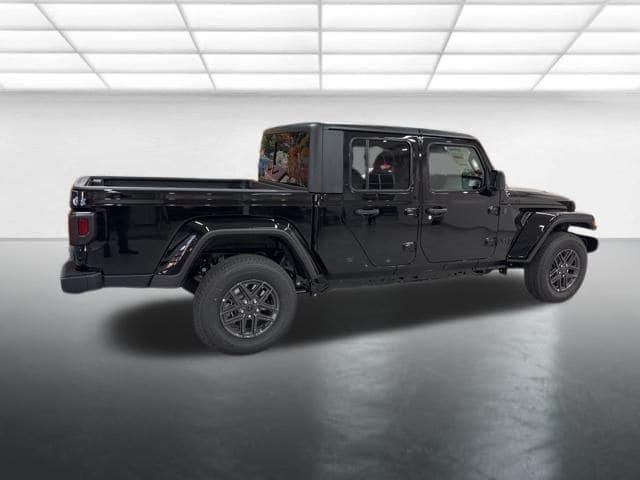 new 2025 Jeep Gladiator car, priced at $47,045