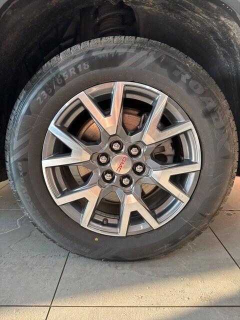 used 2023 GMC Acadia car, priced at $27,595