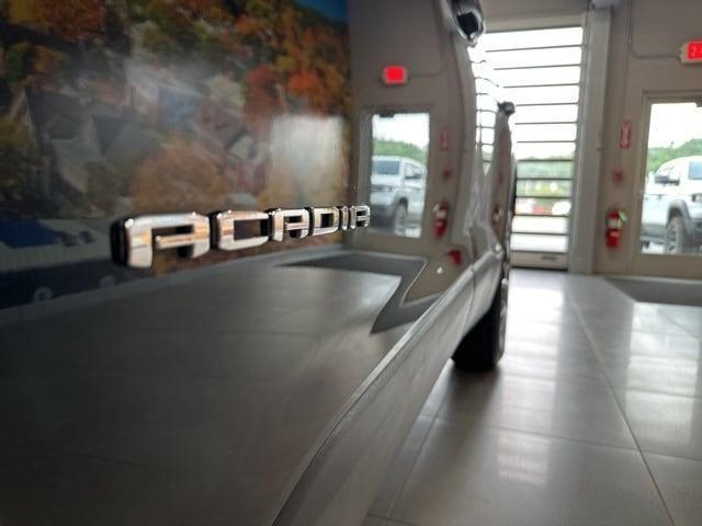 used 2023 GMC Acadia car, priced at $26,995