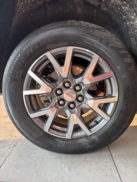 used 2023 GMC Acadia car, priced at $27,595