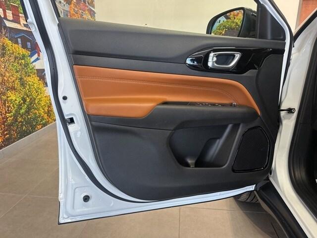 new 2025 Jeep Compass car, priced at $30,748
