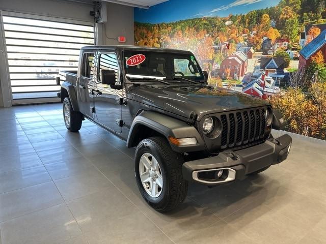 used 2023 Jeep Gladiator car, priced at $28,995