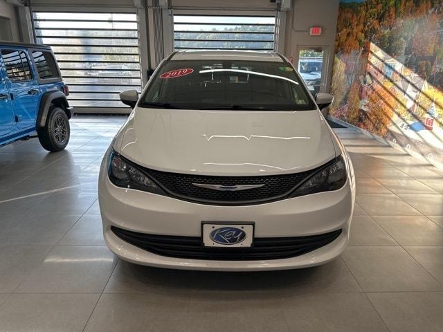 used 2019 Chrysler Pacifica car, priced at $17,195