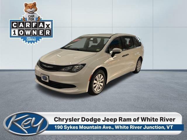 used 2019 Chrysler Pacifica car, priced at $15,995