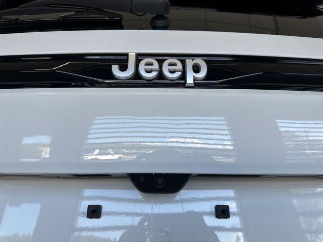 new 2025 Jeep Grand Cherokee car, priced at $50,485