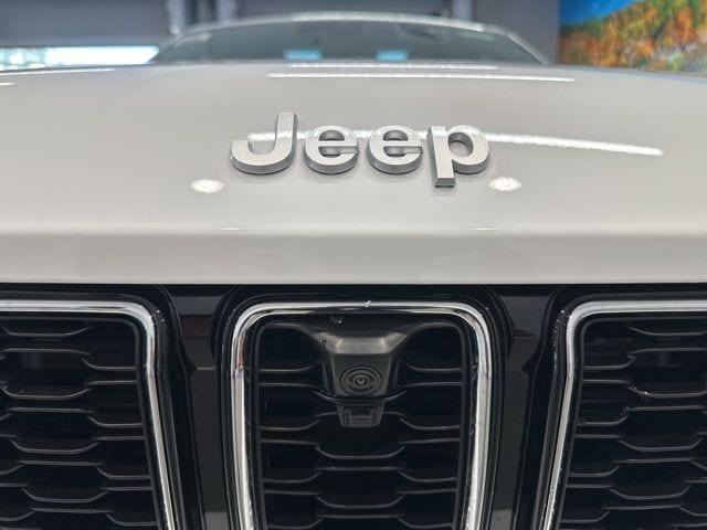 new 2025 Jeep Grand Cherokee car, priced at $50,485