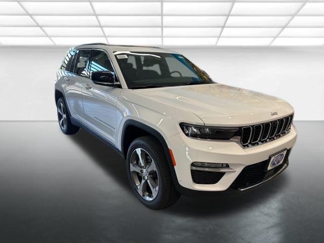 new 2025 Jeep Grand Cherokee car, priced at $50,485