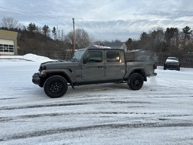 used 2022 Jeep Gladiator car, priced at $31,998