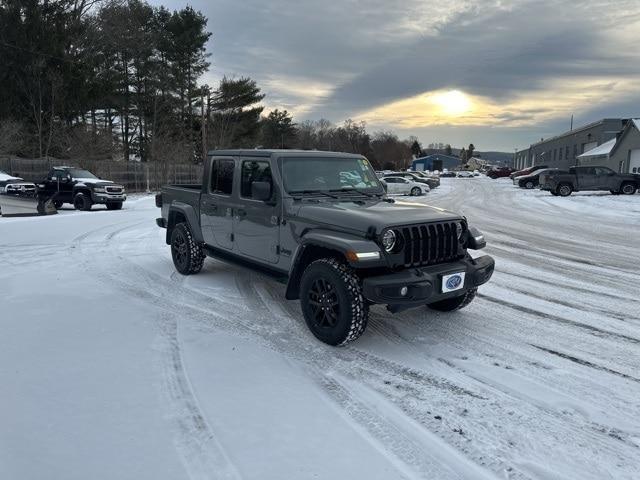 used 2022 Jeep Gladiator car, priced at $31,998