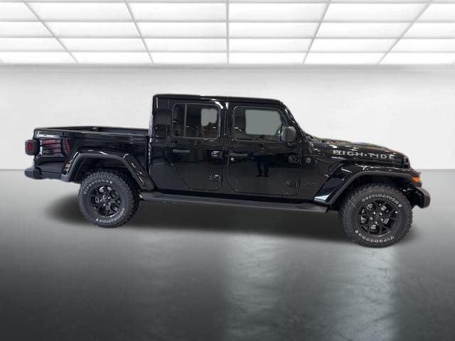 new 2025 Jeep Gladiator car, priced at $45,660