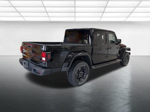 new 2025 Jeep Gladiator car, priced at $45,660